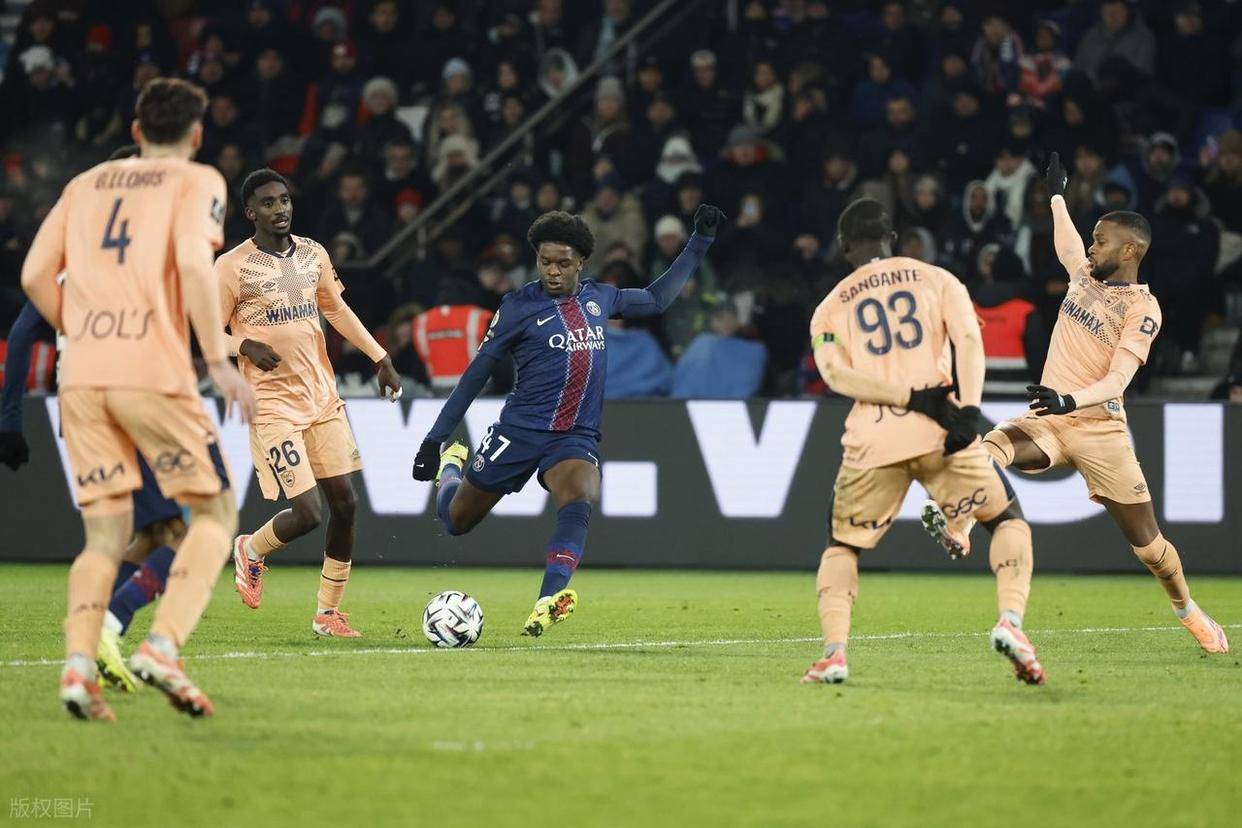 巴黎圣日耳曼击败阿贾克斯成功晋级(巴黎圣日耳曼击败阿贾克斯成功晋级了吗)